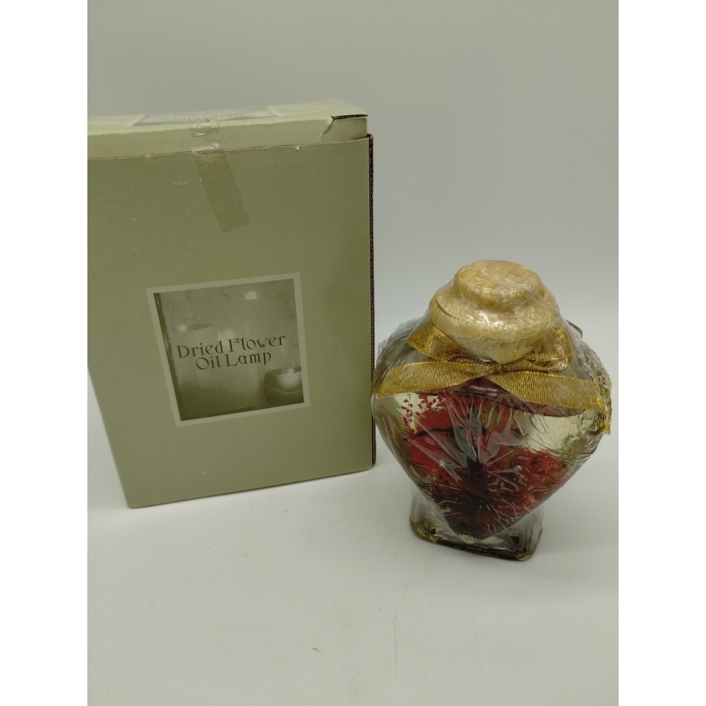 Great American Dried Flower Hear Shape Oil Lamp New